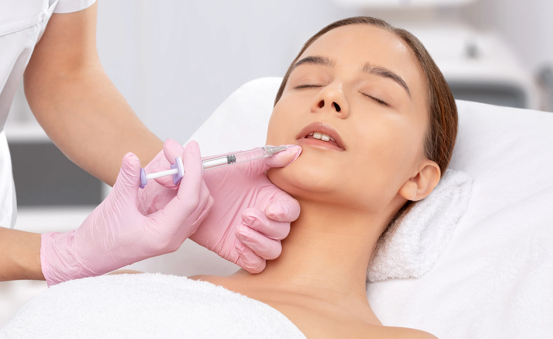 Expert's Guide to Juvederm Lip Fillers